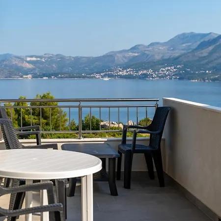 Stunning 2 Bedroom Appartement Cavtat