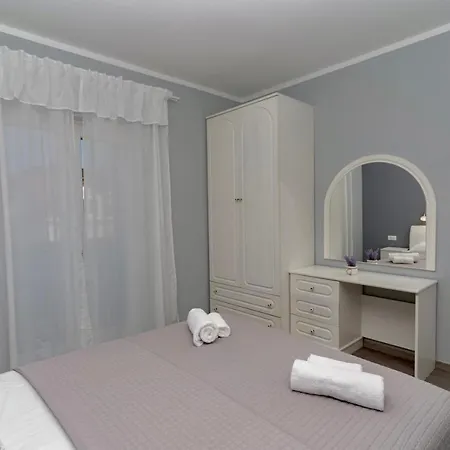 Stunning 2 Bedroom ツァヴタット