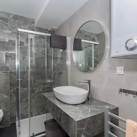 Stunning 2 Bedroom * ツァヴタット