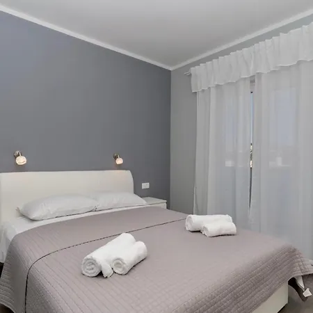 Apartment Stunning 2 Bedroom Cavtat