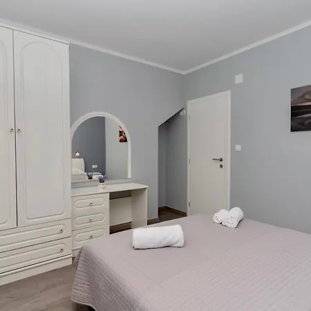 Stunning 2 Bedroom